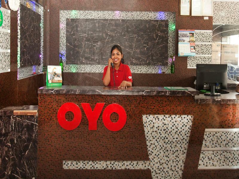 Oyo 343 Pop Life Hotel Banke エクステリア 写真