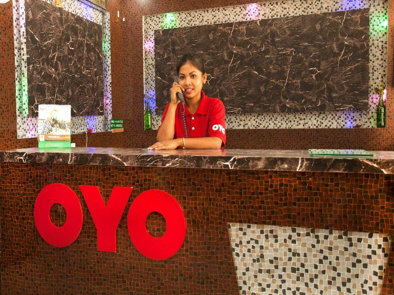 Oyo 343 Pop Life Hotel Banke エクステリア 写真