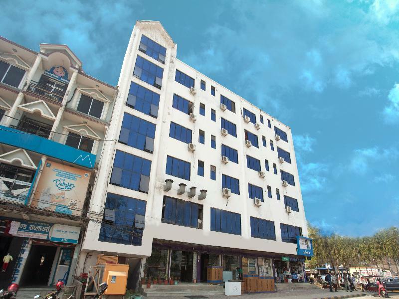Oyo 343 Pop Life Hotel Banke エクステリア 写真