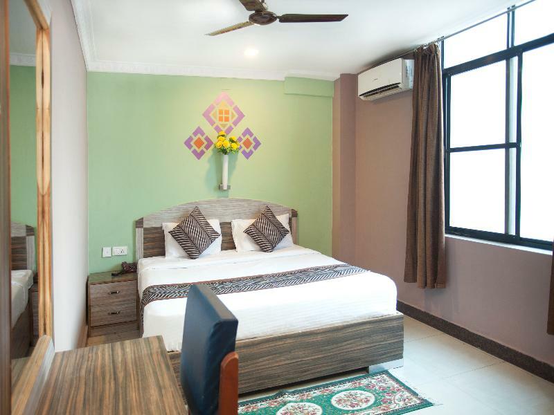 Oyo 343 Pop Life Hotel Banke エクステリア 写真